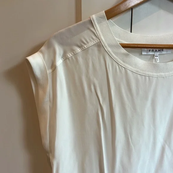 FRAME Washable Oversized Silk Tee - Picture 5 of 11